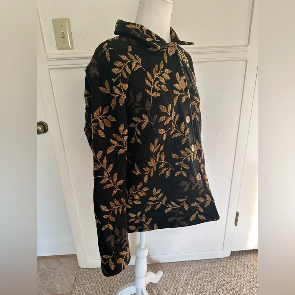 Coldwater Elegant Black Jacket Black with Gold Leaf Pattern size Petite Medium - Picture 6 of 9